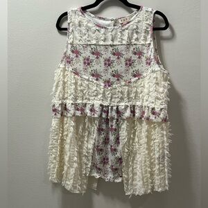 NWOT POL Floral Cream Sleeveless Top Size M